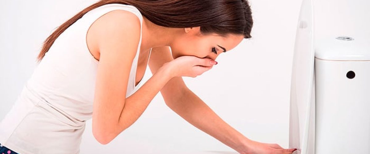 por-que-vomitamos-alcool-tricurioso